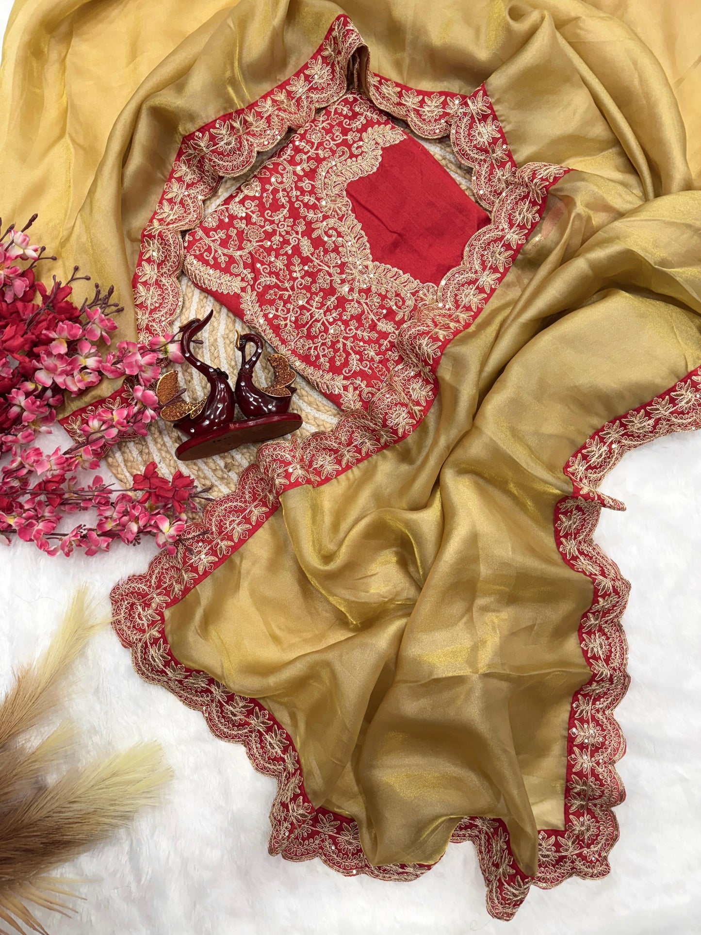 zoya Gold Soft tissu saree