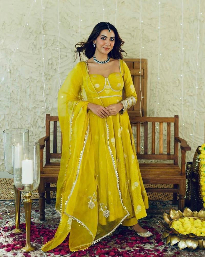 Yellow, pure chinon silk fancy gown