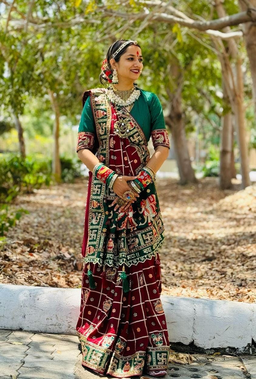 hand diamond work saree