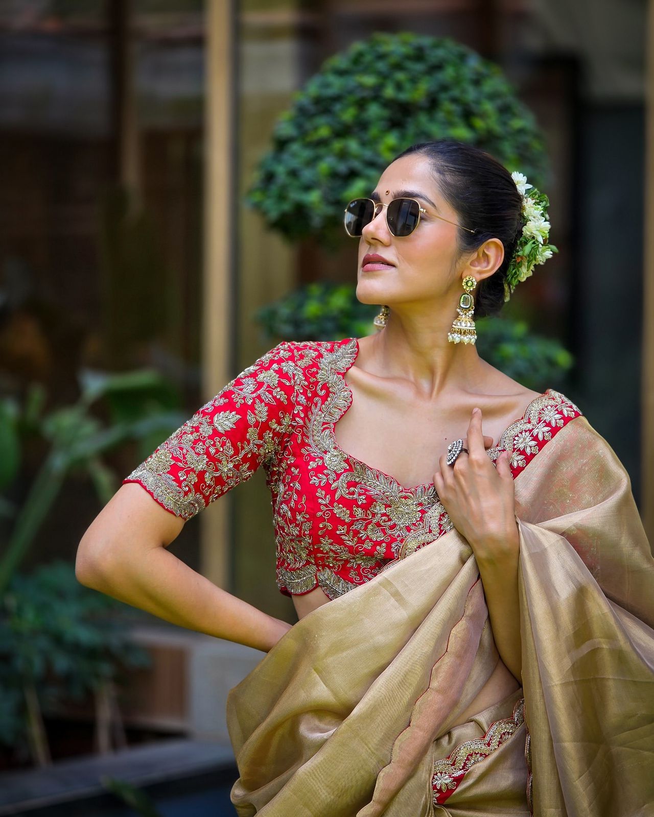 zoya Gold Soft tissu saree