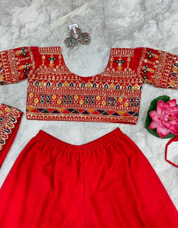 Ready to work Saree EMBROIDERY LACE BORDER WORK WITH POCKET