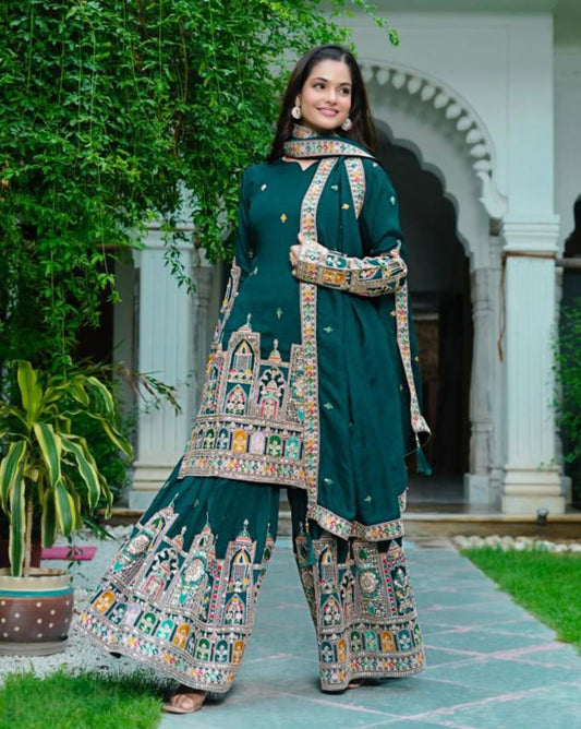 Pure Chinnon Silk suit set.