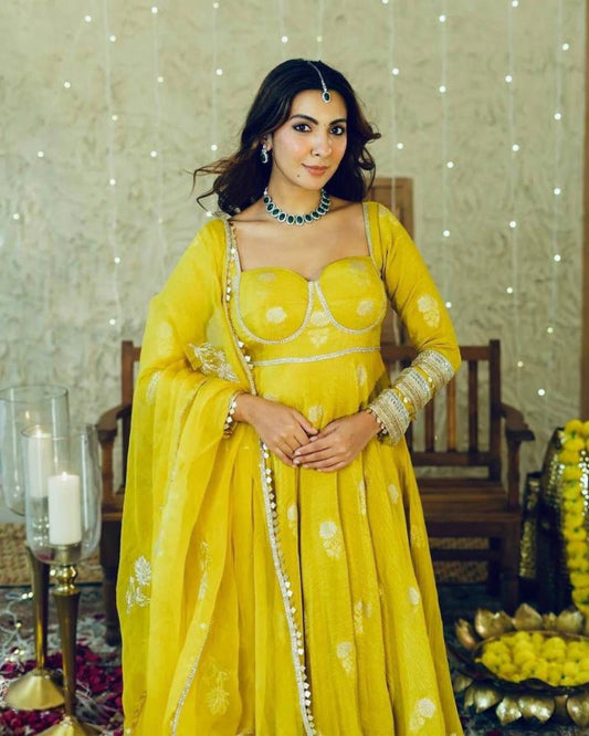 Yellow, pure chinon silk fancy gown