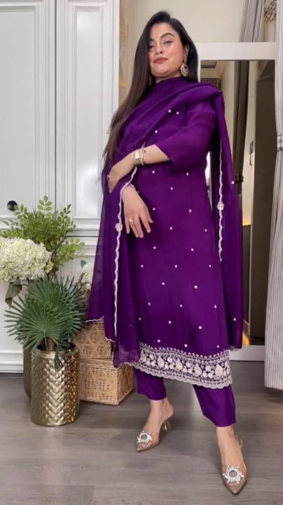 PURE CHINON long suit set