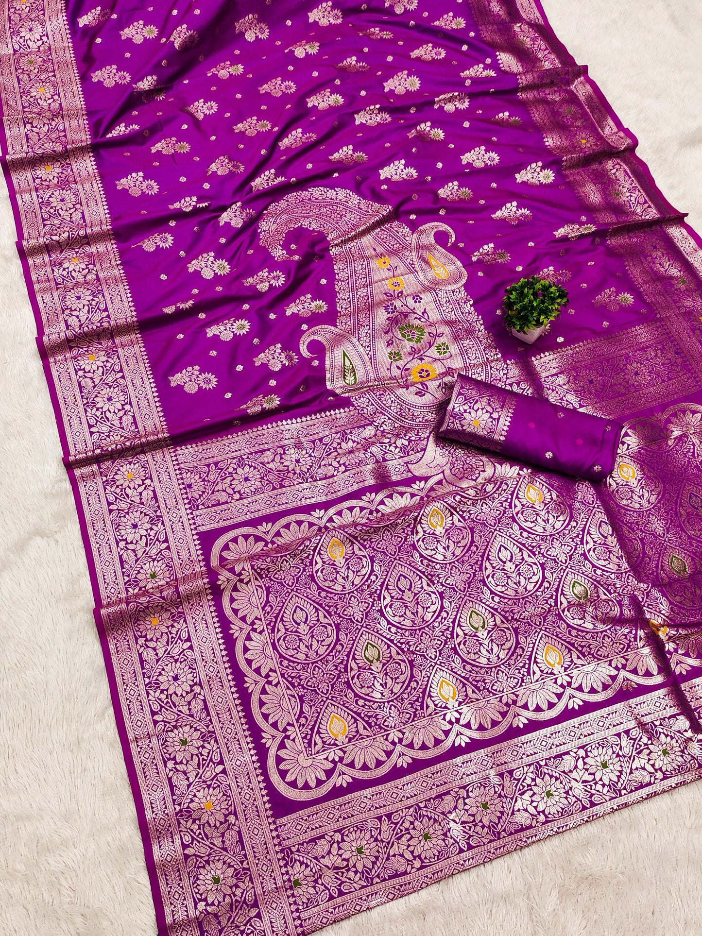 Pure silk Pethani saree with zari weawing