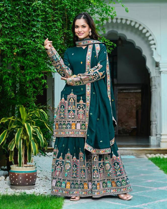 Pure Chinnon Silk suit set.