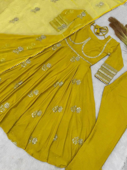 Yellow, pure chinon silk fancy gown