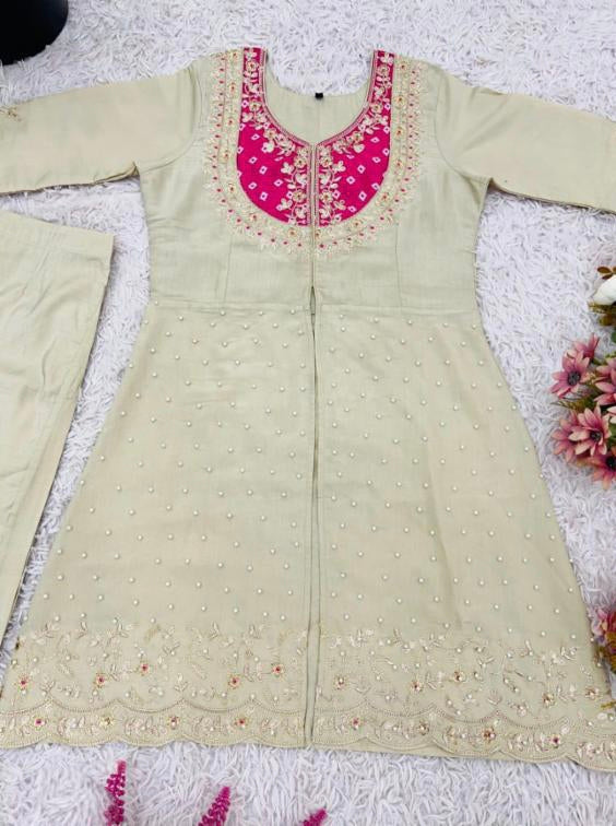 Trendy & Comfortable Cord Set,