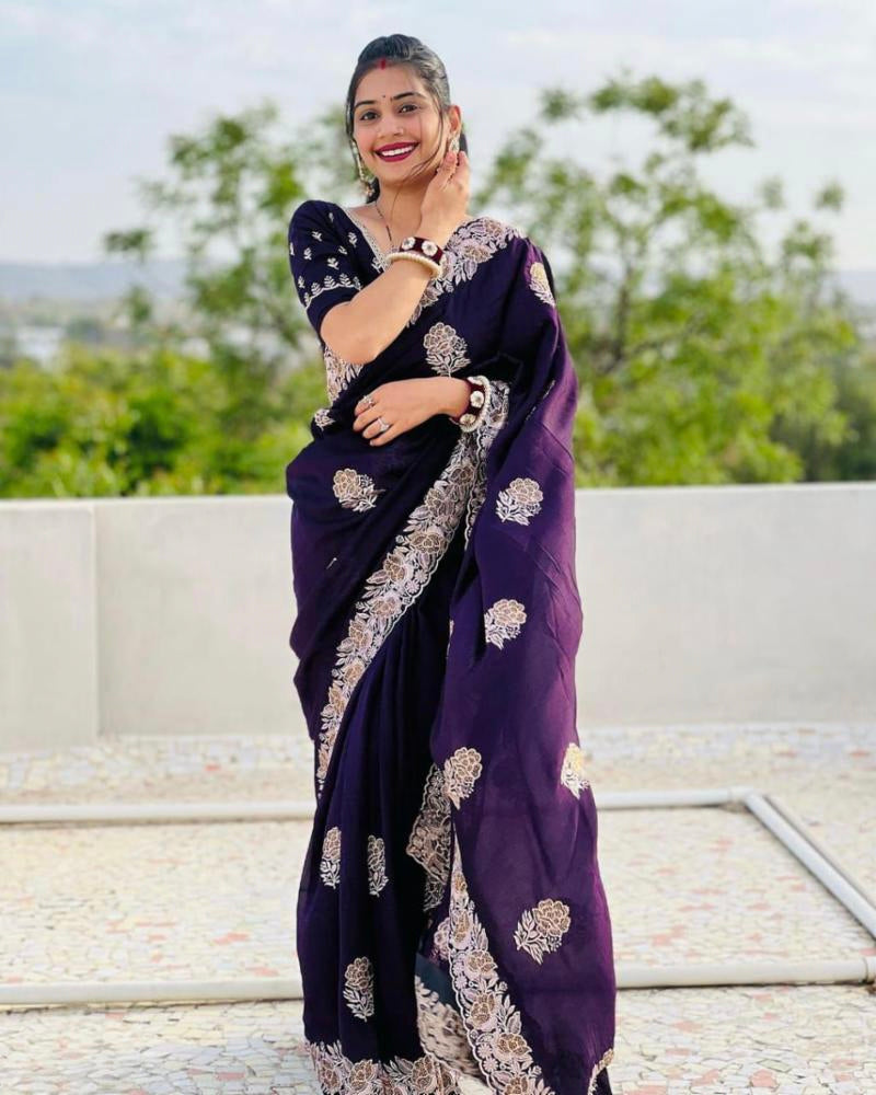 Blooming Vichitra saree