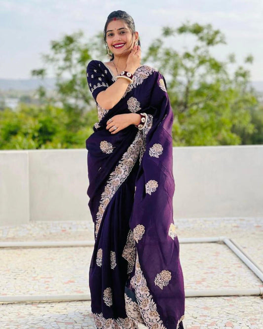Blooming Vichitra saree