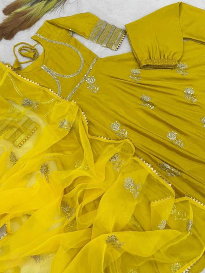 Yellow, pure chinon silk fancy gown