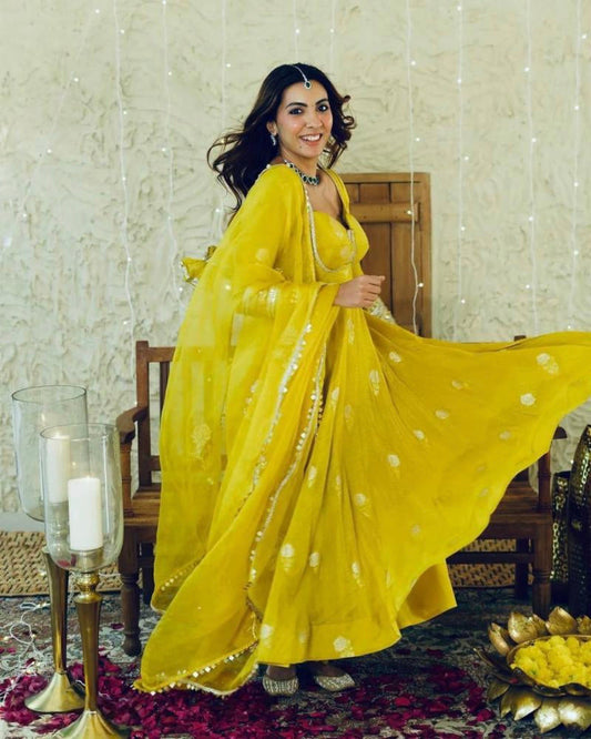 Yellow, pure chinon silk fancy gown
