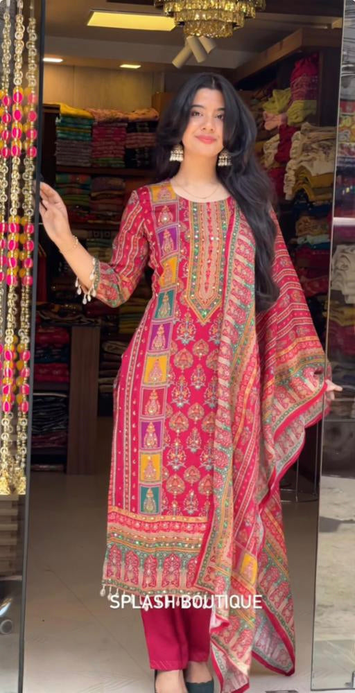 MASLIN suit set Handcrafted Embroidery and Digital Prints,